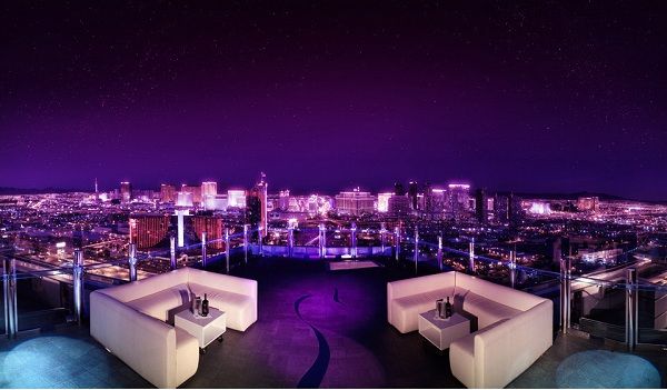 Photo of Did you say posh? Here are 15 hotel rooms which will surely burn a hole in your pocket! 1/16 by Le Voyageur