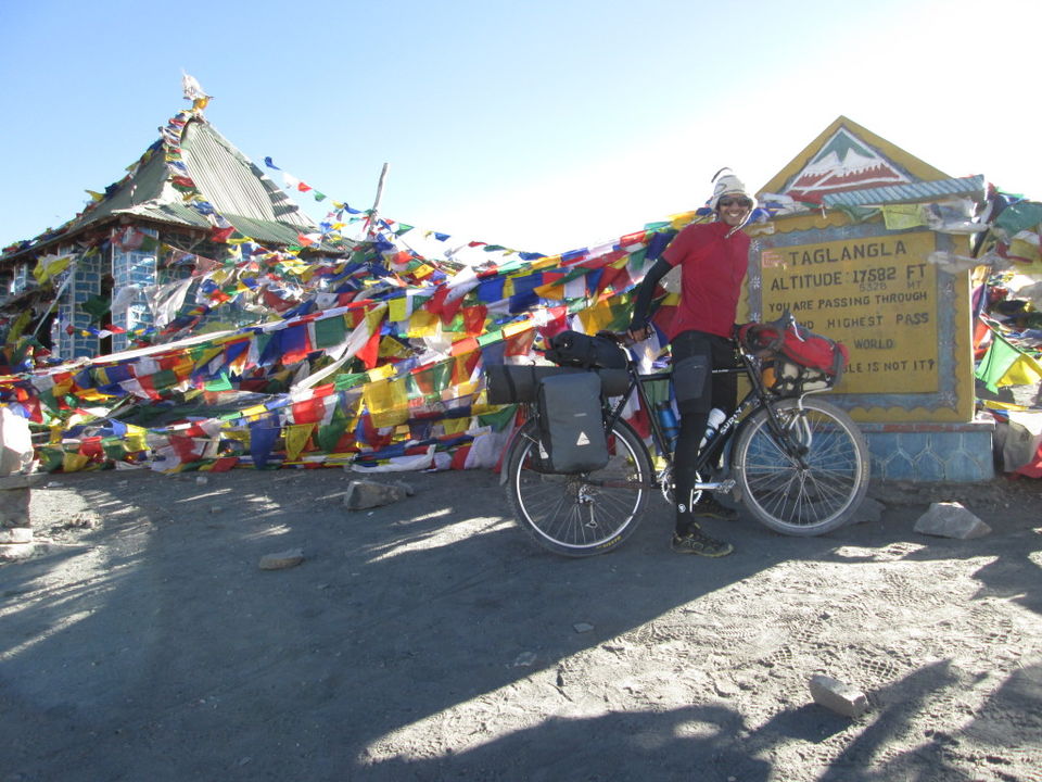 Photo of Ganesh Nayak: An engineer who quit his job to cycle around the Himalayas 2/6 by Le Voyageur