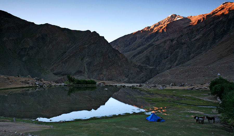 Photo of All You Need To Know About the Delhi To Leh Bus Service 10/11 by Le Voyageur