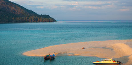 Photo of 10 Not So Popular But Beautiful Beaches Around The World! 9/10 by Le Voyageur