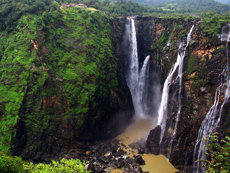 Photo of 20 Trip Ideas For The Often Exploited Corporate Employee Of Bengaluru. 9/21 by Le Voyageur