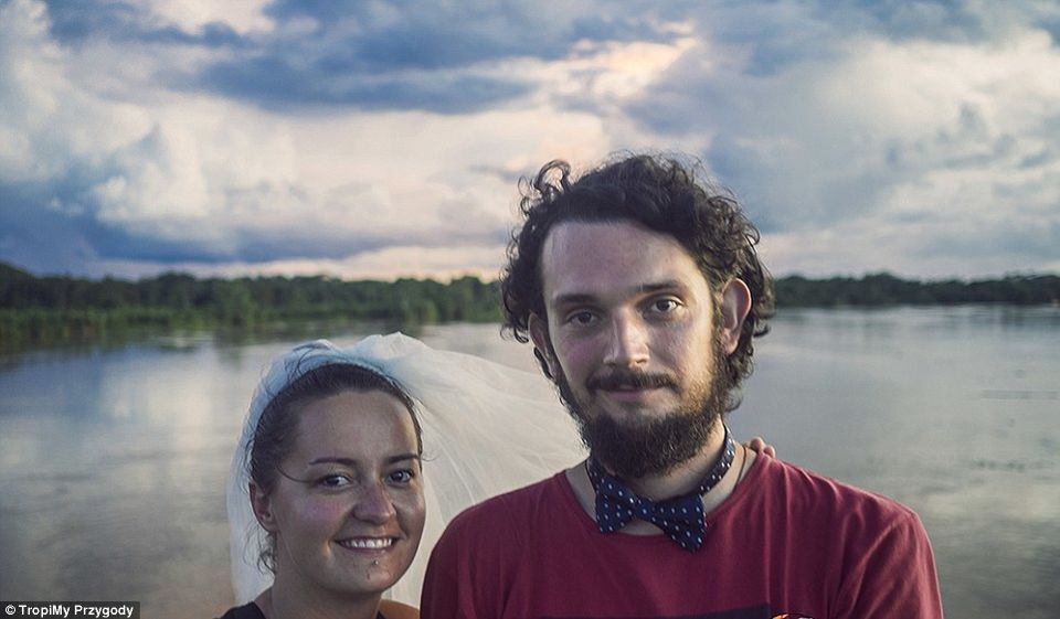 Photo of This Polish Couple Is Celebrating Their Marriage With A 200-Day Adventure! 5/25 by Le Voyageur