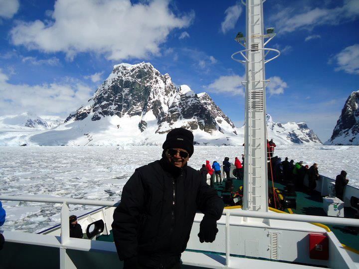 Photo of This Grandpa Travelled to 75 Countries to Realise His Father’s Unfulfilled Dreams 3/4 by Le Voyageur