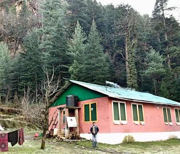 Photo of Kasol, Tosh and Kalga in winters 6/8 by Travel Beings