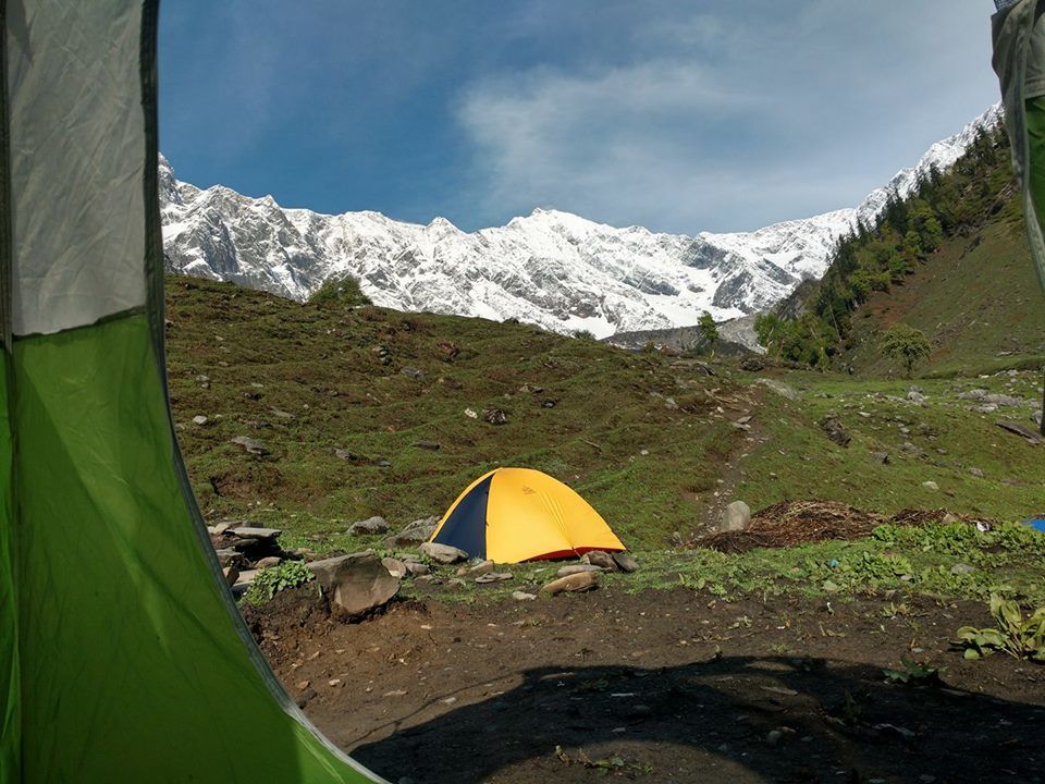 Photo of Everything you need to know about trekking to Beas Kund 4/9 by Travel Beings