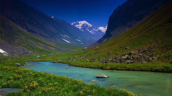 Photo of Top Treks for Experienced Trekkers 1/8 by Travel Beings