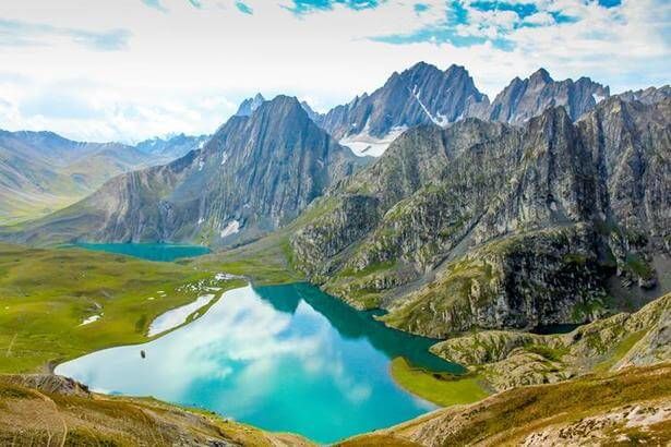Photo of Top Treks for Experienced Trekkers 5/8 by Travel Beings