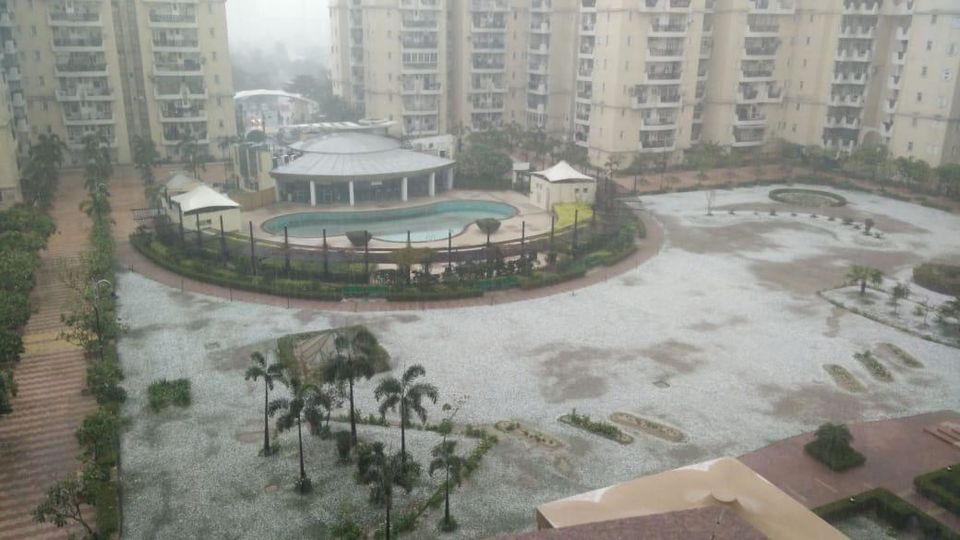 Photo of Remember The 'Snowfall' In Delhi? It Might Happen Again On Valentine's Day, Says The MET Department 2/4 by Travel Beings