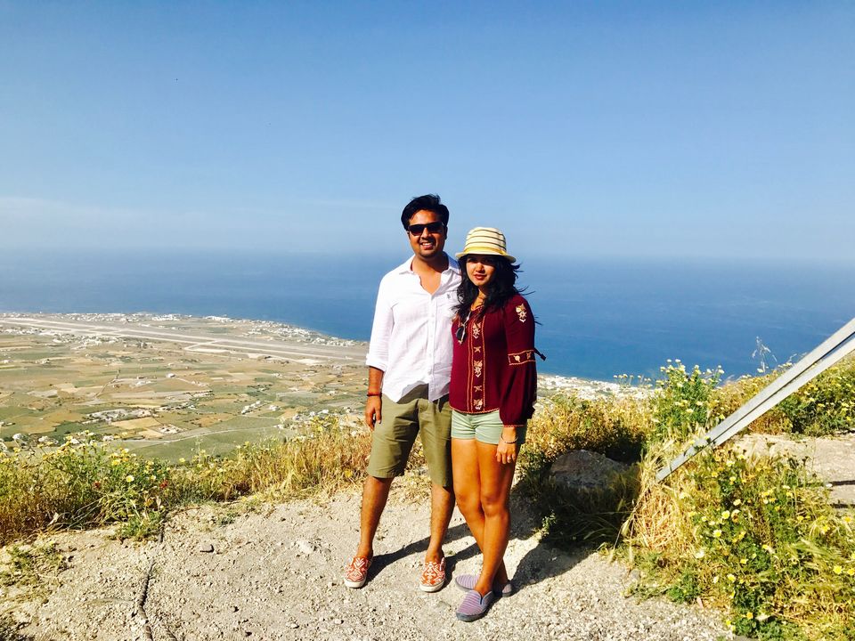 Photo of Memories Beach, Santorini, Greece by Swati Singh