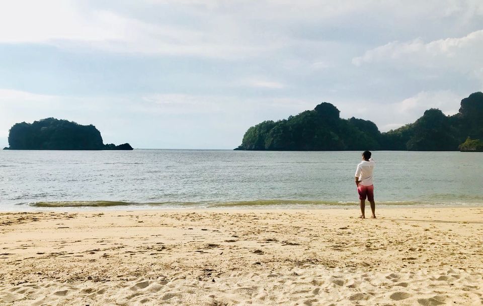 Photo of Tanjung Rhu Beach, Jalan Tanjung Rhu, Tanjung Rhu, Langkawi, Kedah, Malaysia by Swati Singh