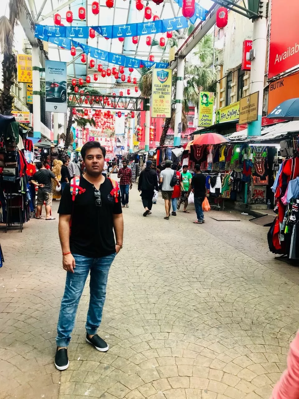 Photo of Petaling Street Market, Jalan Petaling, Kuala Lumpur City Centre, Kuala Lumpur, Federal Territory of Kuala Lumpur, Malaysia by Swati Singh