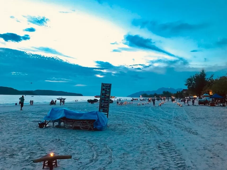 Photo of Cenang Beach, Jalan Pantai Chenang, Langkawi, Kedah, Malaysia by Swati Singh