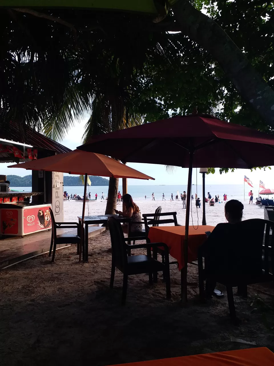 Photo of Cenang Beach, Jalan Pantai Chenang, Langkawi, Kedah, Malaysia by Swati Singh