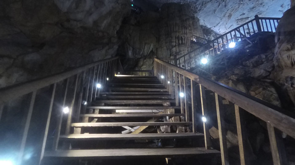 Photo of Phong Nha-Kẻ Bàng National Park, Bố Trạch District, Quang Binh Province, Vietnam by Amruta Gadgil