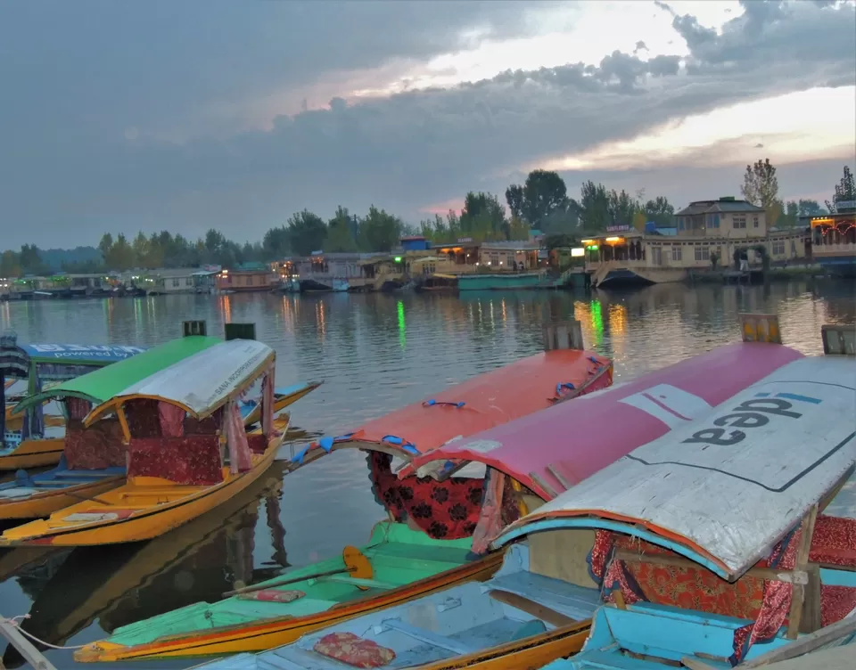 Photo of Srinagar by Indrarup Saha
