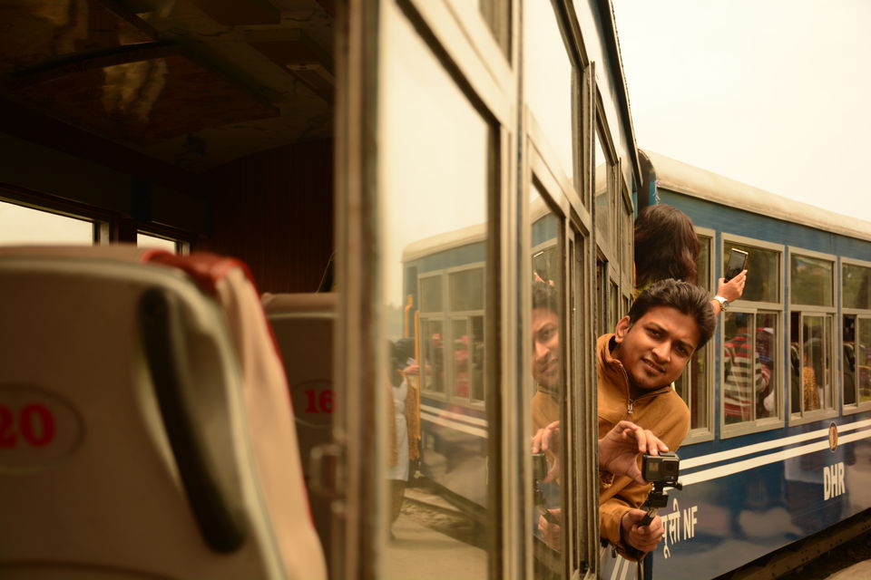 Photo of Darjeeling, West Bengal, India by Indrarup Saha