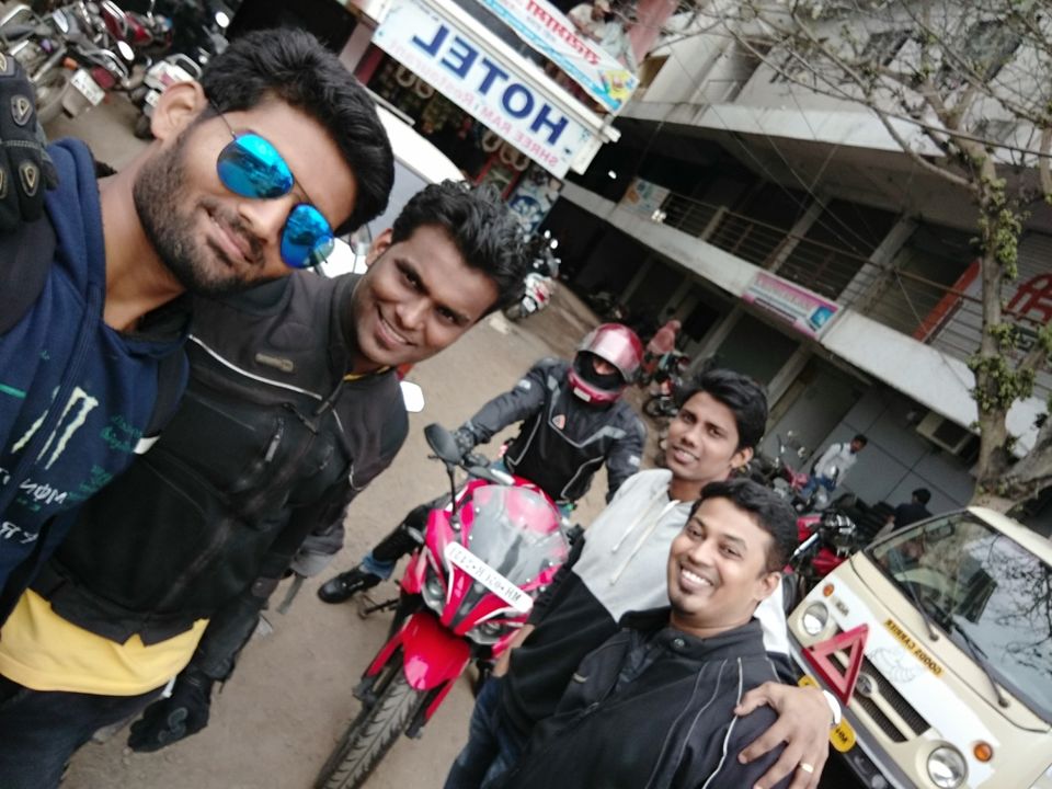 Photo of Ride to Hampi... 6/116 by Rohit Ghodke