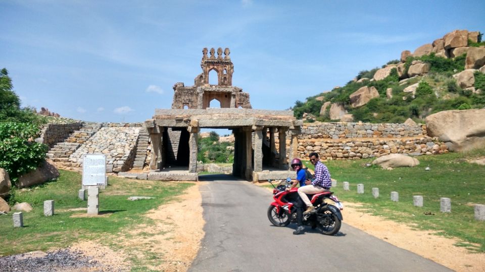 Photo of Ride to Hampi... 25/116 by Rohit Ghodke