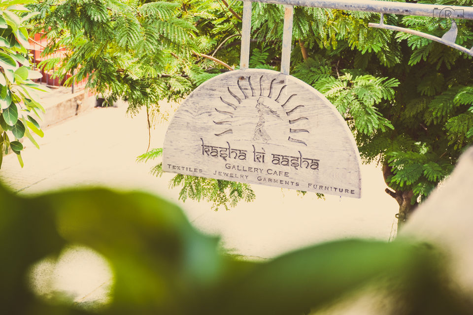 Photo of Pondicherry: City of Vibrant Colors 5/26 by Richa Gandhi