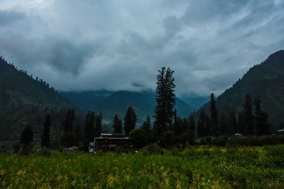 Photo of Kheerganga - Hike to heaven in Monsoon by Richa Gandhi