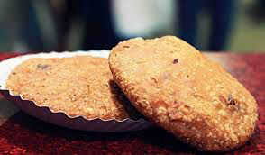 Photo of A Foodie's Guide to Street Food in Pink city, Jaipur. by Anjali sahrawat