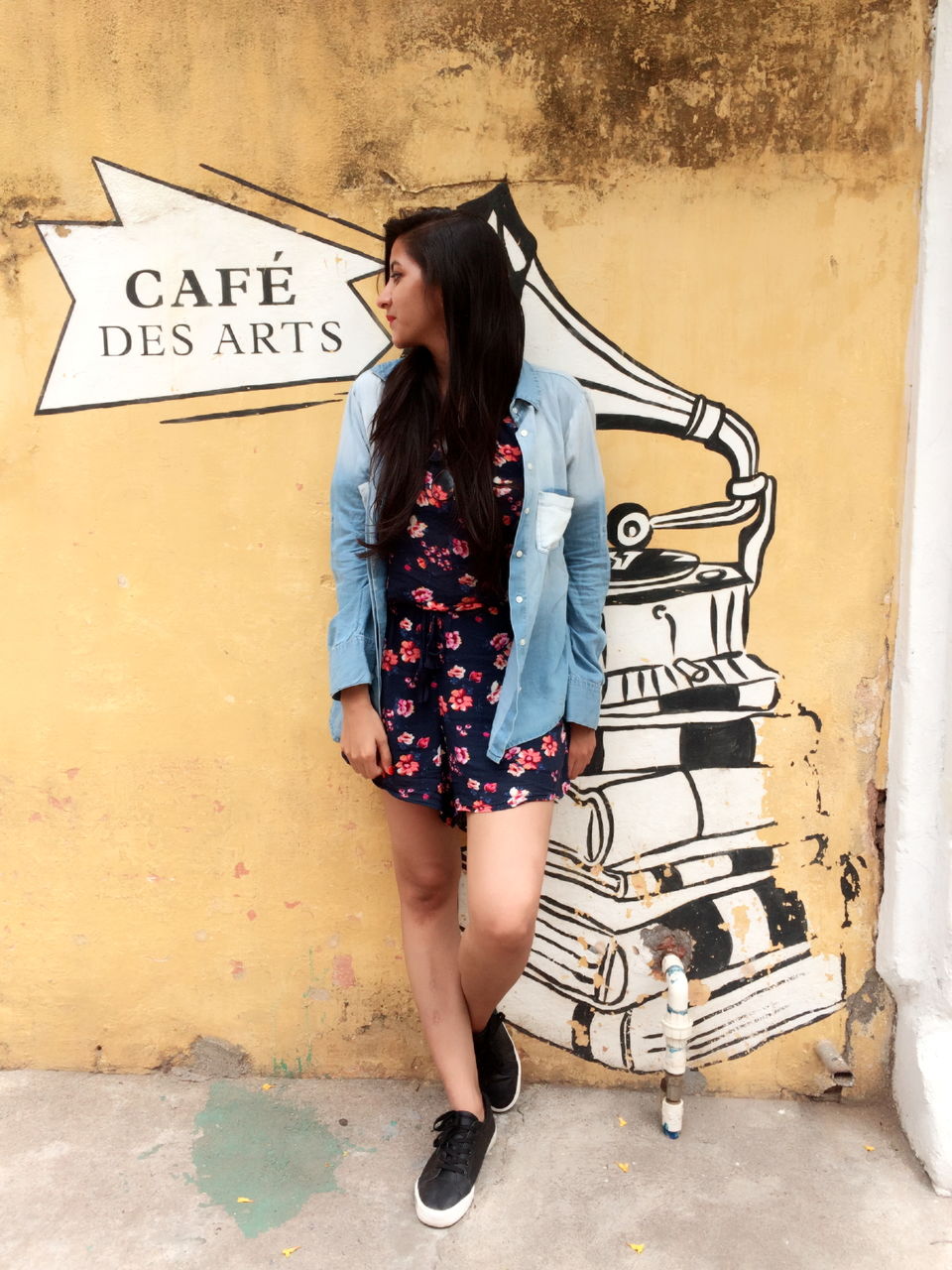 Photo of Café de flore, Dumas Street, White Town, Puducherry, Pondicherry, India by Anjali sahrawat