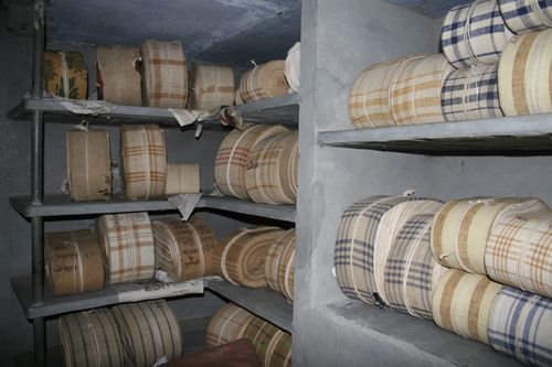 Photo of The Hindu Genealogy Banks of Pushkar — Jot down a message for your upcoming generations 3/5 by Bhaavan Goswami
