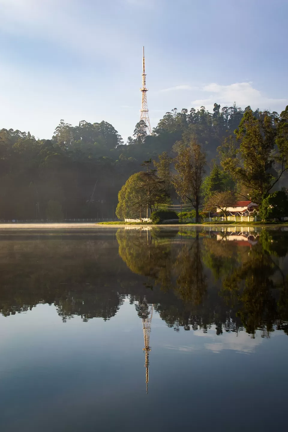 Photo of Kodaikanal Lake, Kodaikanal, Tamil Nadu by Raviteja Govindaraju