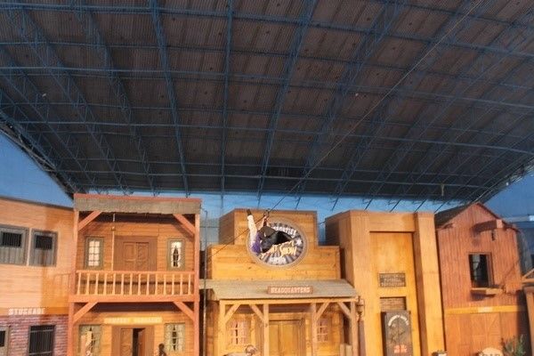 Photo of Behind the sets of Ramoji Film City, Hyderabd 9/39 by The Travellist