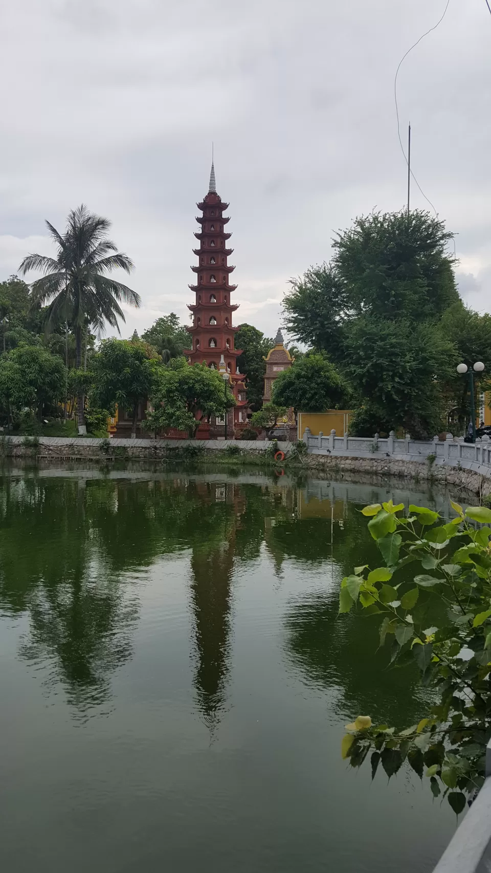 Photo of Tran Quoc Pagoda, Thanh Niên, Yên Phụ, Hanoi, Vietnam by Neyha Jain