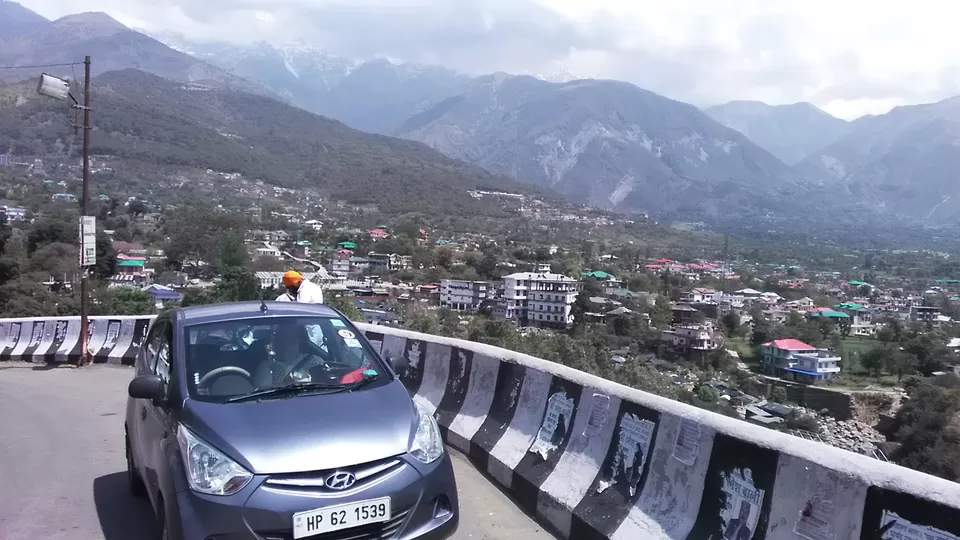 Photo of DHARMSLA-DHAULADHAR VIEW by उदय वीर सिंह गुलेरिया