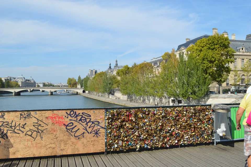 Photo of Paris, France by Divay mittal