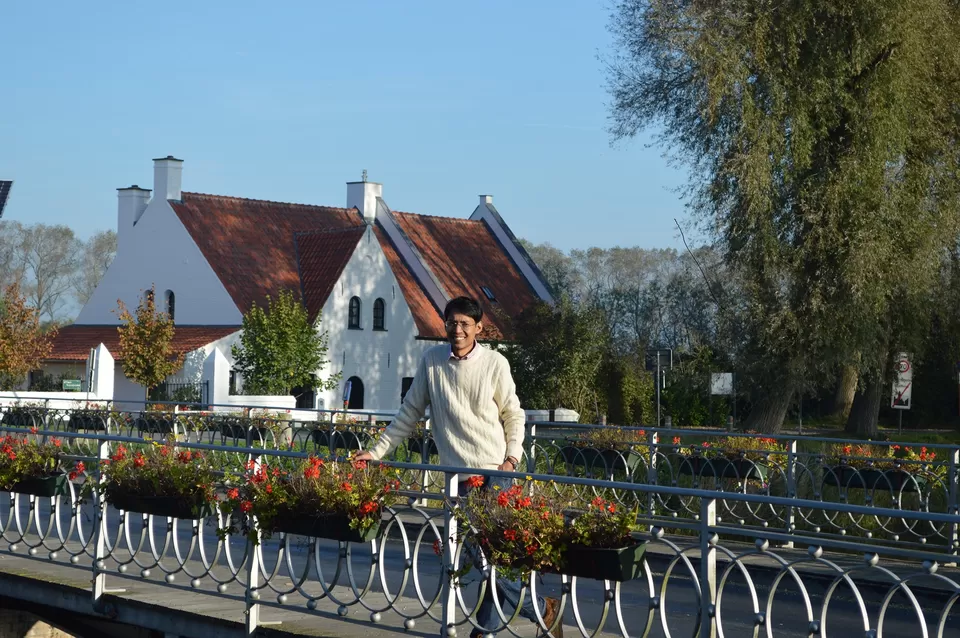 Photo of Bruges, Belgium by Divay mittal