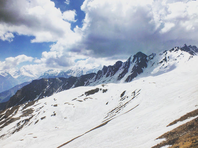 Photo of An Absolute Idiot's Guide to Sar Pass 9/16 by akshay tarfe