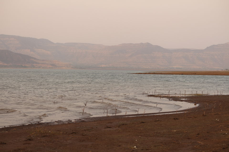 Photo of Dhom Lake 2/9 by Vivek Kumar