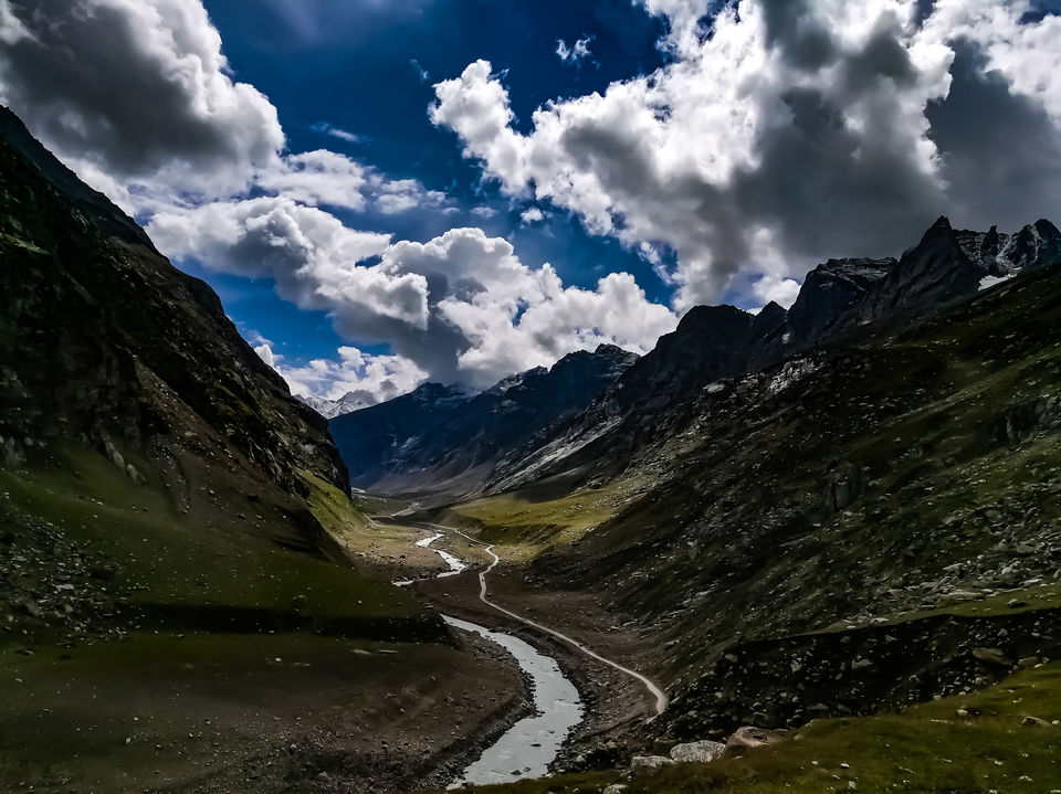 Photo of Chandra Taal : The Elusive Mountain Beauty by Vivek Kumar