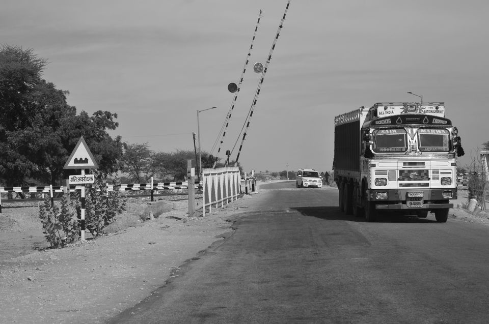 Photo of Lost in the Right direction- Rajasthan 36/45 by SHASHANK