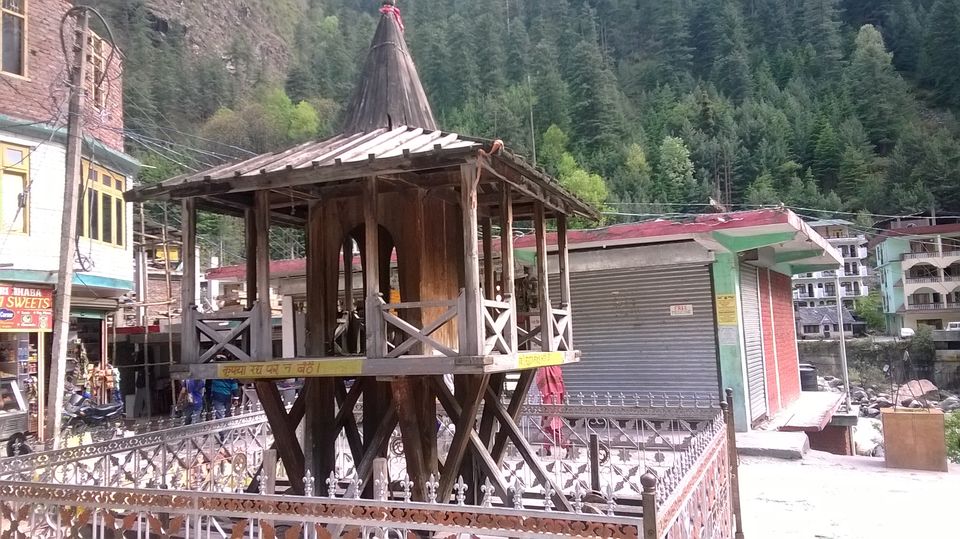 Photo of "Manikaran Sahib Gurudwara : A Heaven in the Himalayas" 8/13 by Yash Saxena