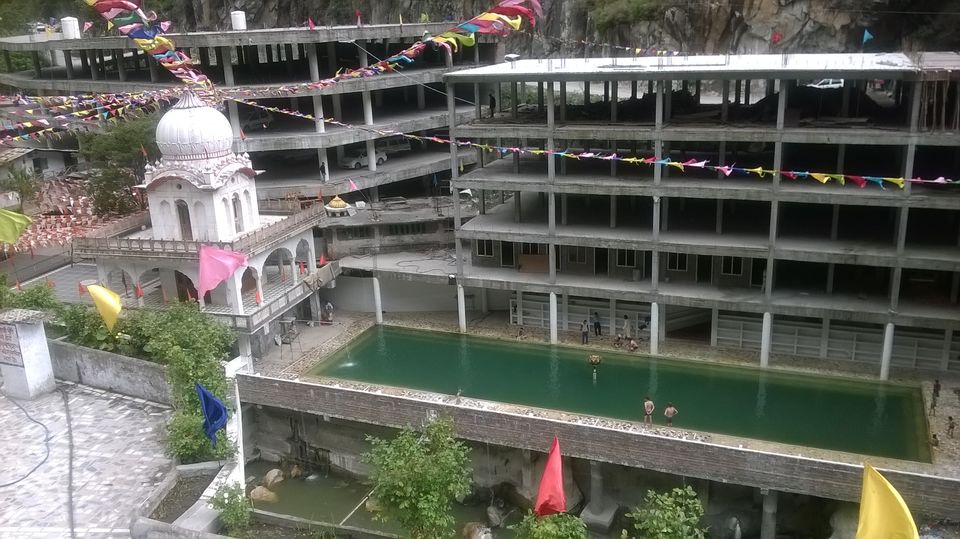 Photo of "Manikaran Sahib Gurudwara : A Heaven in the Himalayas" 12/13 by Yash Saxena