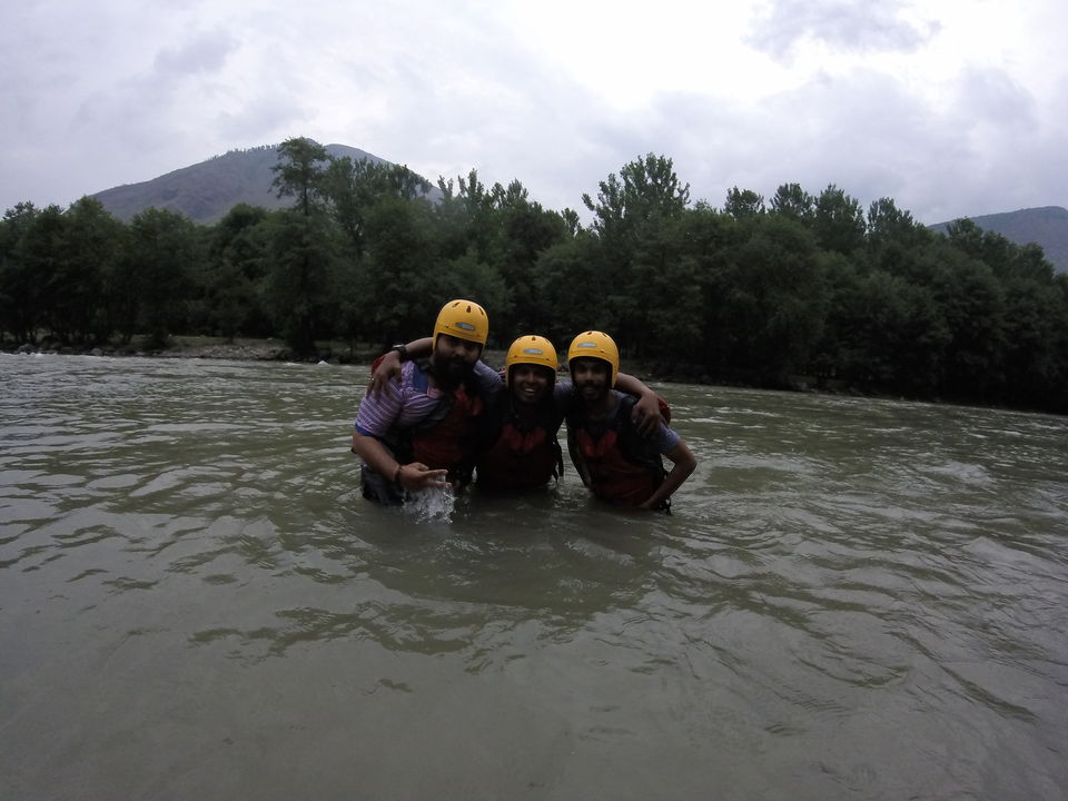 Photo of River Rafting : Rishikesh or Kullu by Yash Saxena