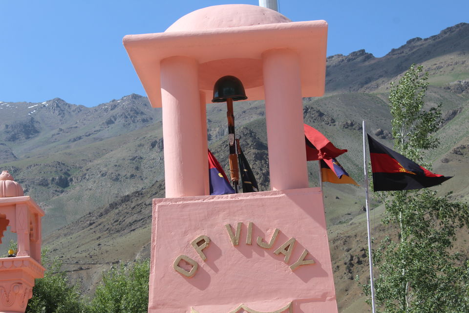 Photo of 1 Destination, 2 Bulls, 3 Freaky Travelers, 5 States, 13 Days, 3300 Kilometres: How we got Leh'd 14/26 by Yash Saxena