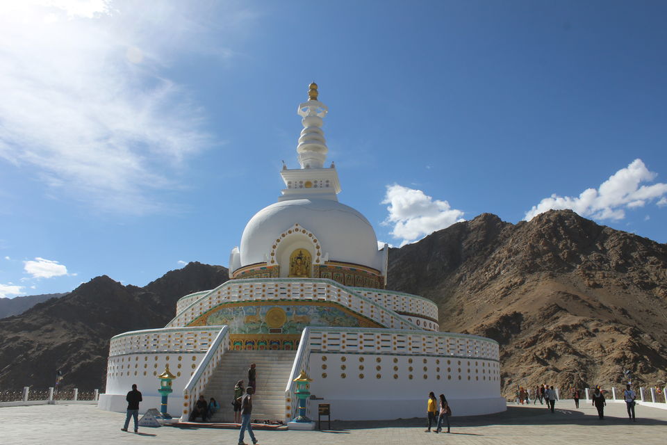 Photo of 1 Destination, 2 Bulls, 3 Freaky Travelers, 5 States, 13 Days, 3300 Kilometres: How we got Leh'd 19/26 by Yash Saxena