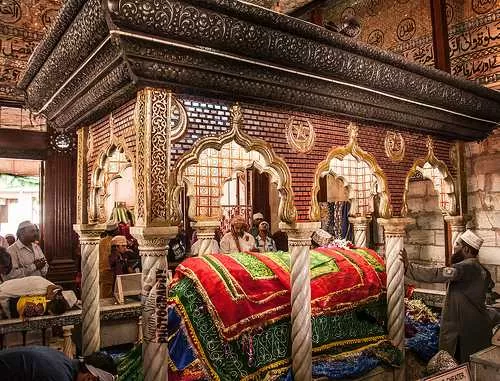 Photo of Haji Ali Dargah, Dargah Road, Haji Ali, Mumbai, Maharashtra, India by Yash Saxena