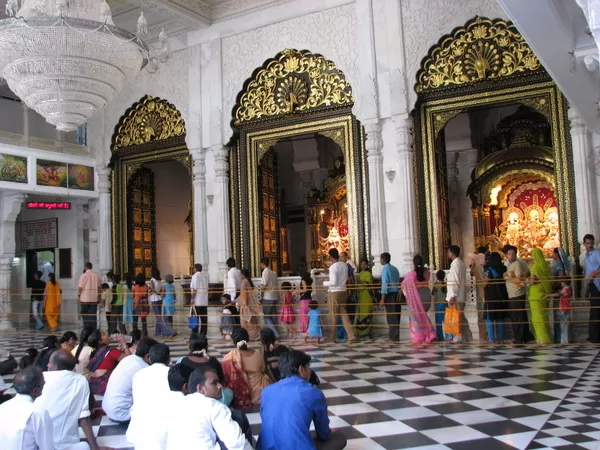 Photo of ISKCON, Mumbai, Maharashtra, India by Yash Saxena
