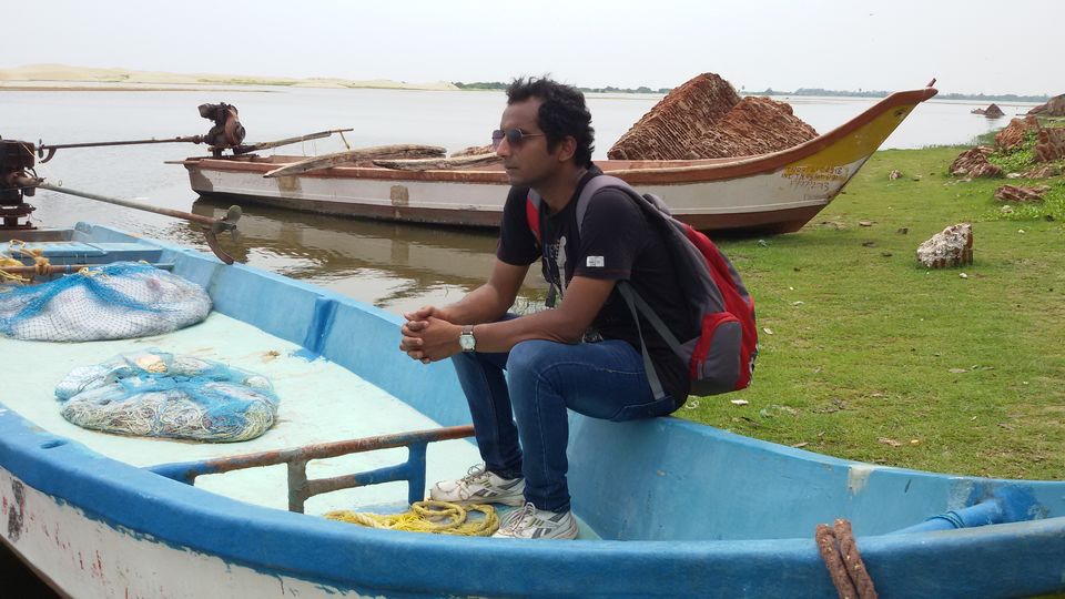 Photo of Fancy shooting and getting shot in the backdrop of a dilapidated fort and blue, tranquil backwaters? by Oscar Lawrence