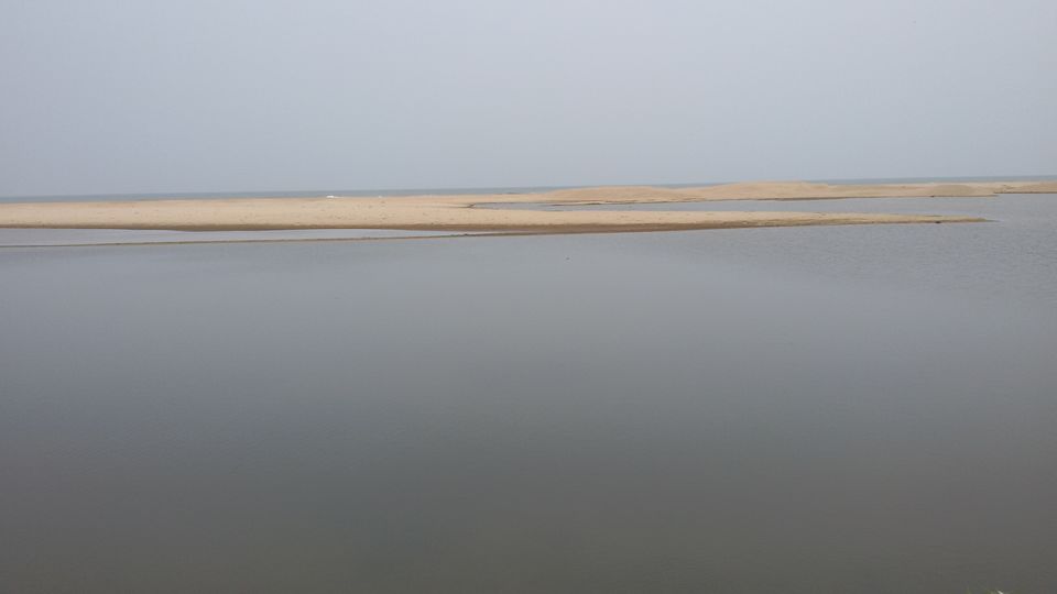 Photo of Fancy shooting and getting shot in the backdrop of a dilapidated fort and blue, tranquil backwaters? by Oscar Lawrence