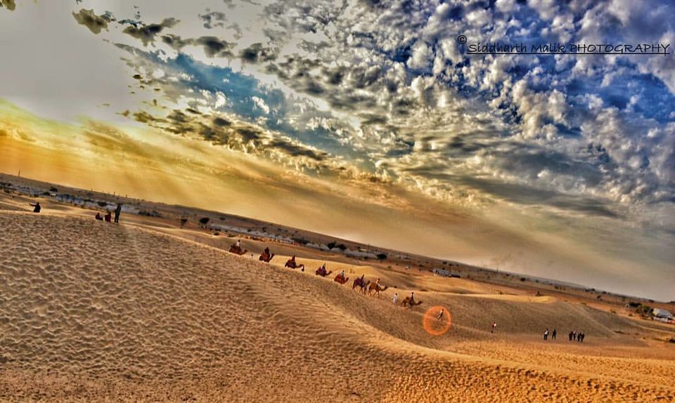 Photo of Witnessing the sunset at SAM SAND DUNES 1/1 by Siddharth Malik