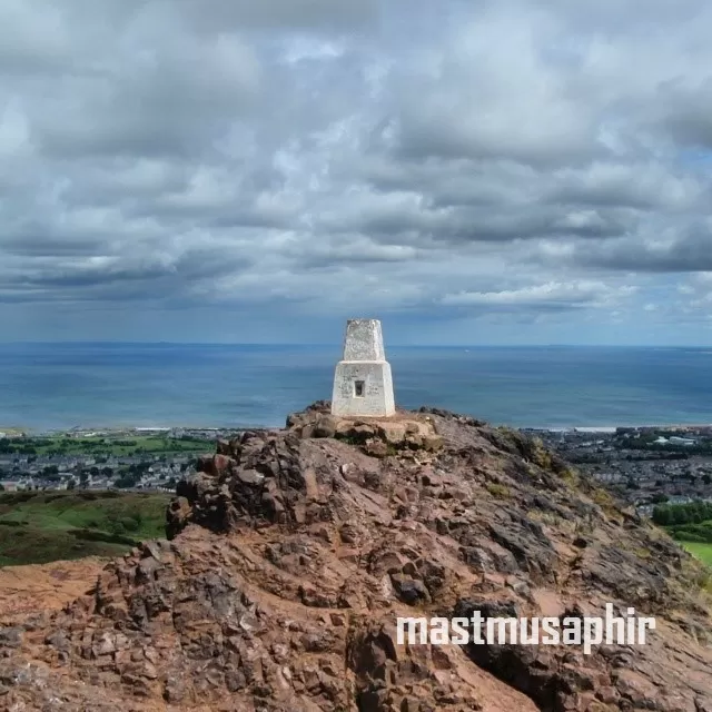 Photo of Arthur's Seat, Edinburgh, United Kingdom by Naresh Shah