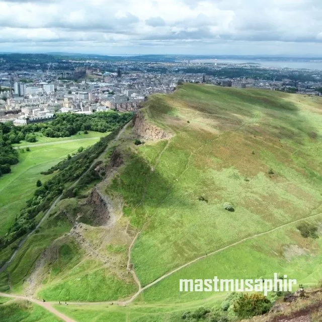 Photo of Salisbury Crags, Edinburgh, United Kingdom by Naresh Shah