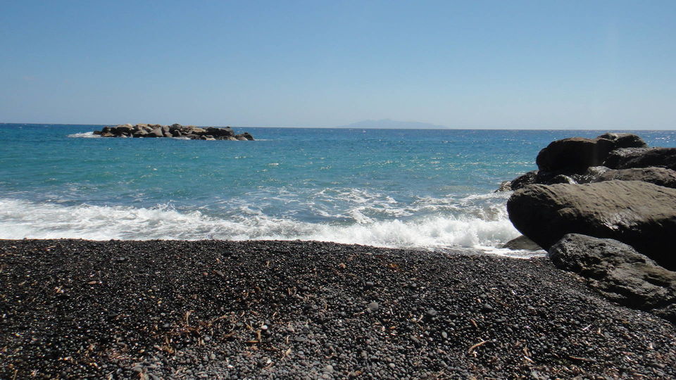 Photo of Kamari, Greece by Naresh Shah